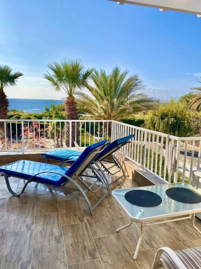 Coral Bay Modern Renovated Apartment By The Sea Paphos Extérieur photo